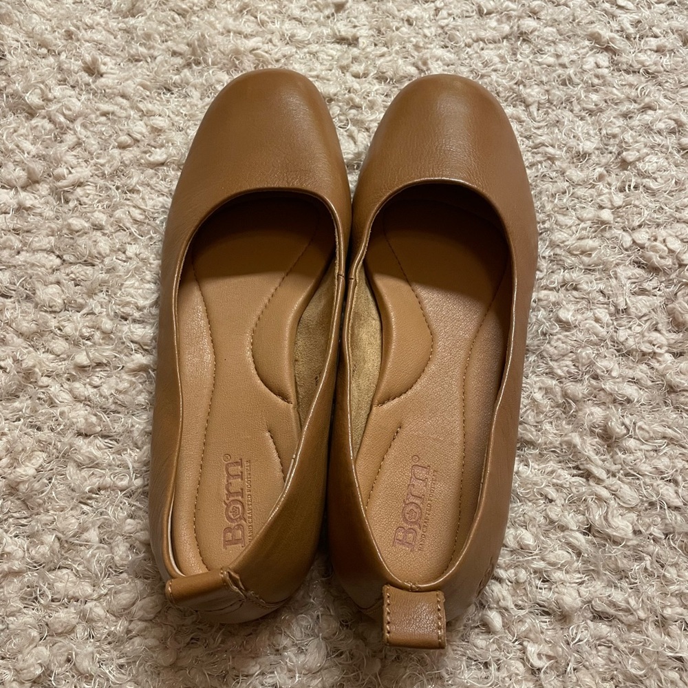 NWOT Born Beca Leather Slip On Ballet Flats - Picture 8 of 9